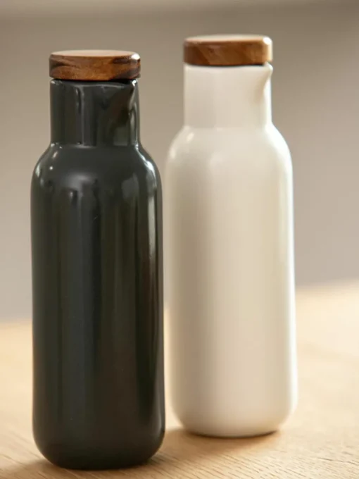 Azijn- en olie-dispenser Essentials van porselein en acaciahout, set van 2