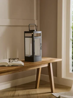 Batterij-aangedreven LED lantaarn Flint