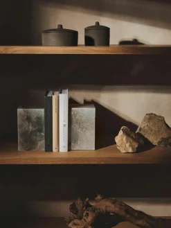 Boekensteun Nell, 2 stuks