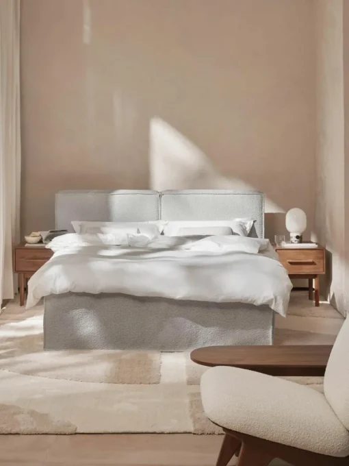 Bouclé boxspring bed Lennon