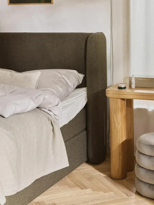 Bouclé boxspring bed Perla met opbergruimte