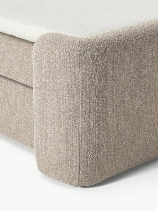 Bouclé boxspring bed Perla
