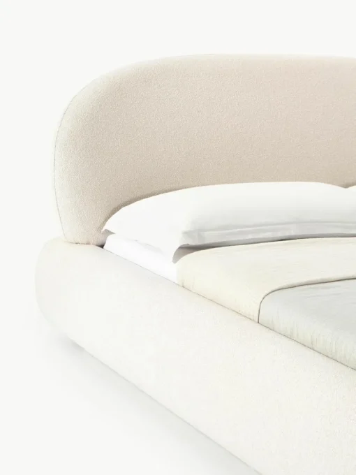 Bouclé gestoffeerd bed Alba met afgeronde hoeken