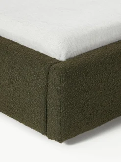 Bouclé gestoffeerd bed Cloud