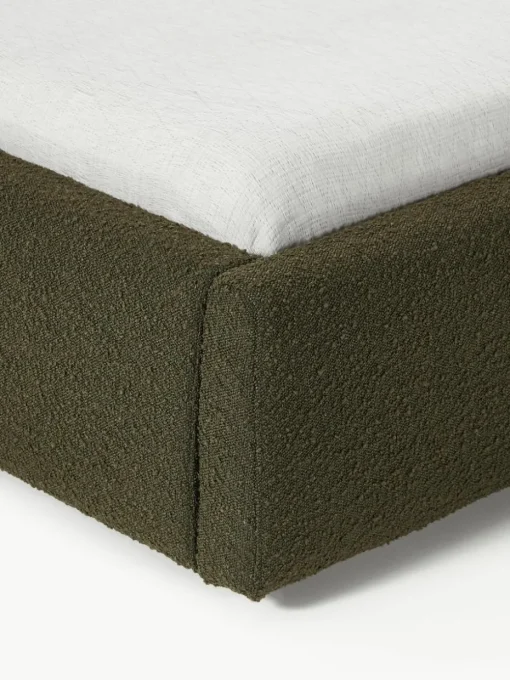 Bouclé gestoffeerd bed Cloud