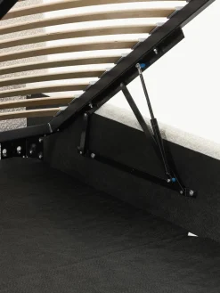 Bouclé gestoffeerd bed Cloud met opbergruimte