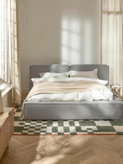 Bouclé gestoffeerd bed Lennon