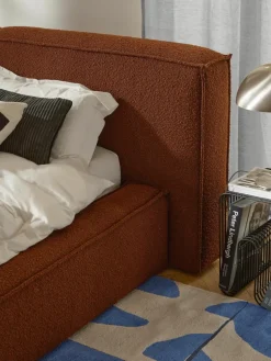 Bouclé gestoffeerd bed Lennon