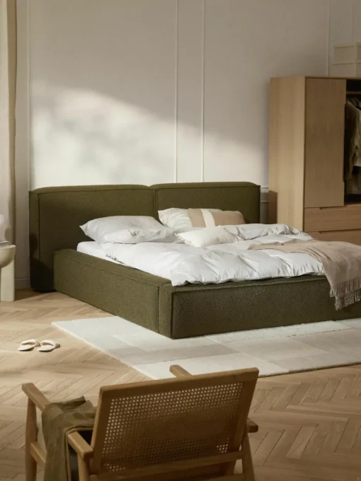 Bouclé gestoffeerd bed Lennon met opbergruimte