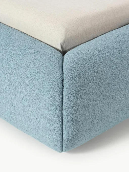 Bouclé gestoffeerd bed Sofia