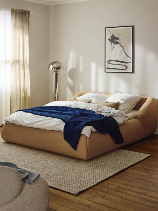 Bouclé gestoffeerd bed Sofia