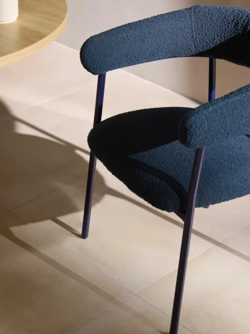 Bouclé gestoffeerde stoelen Thiago, 2 stuks