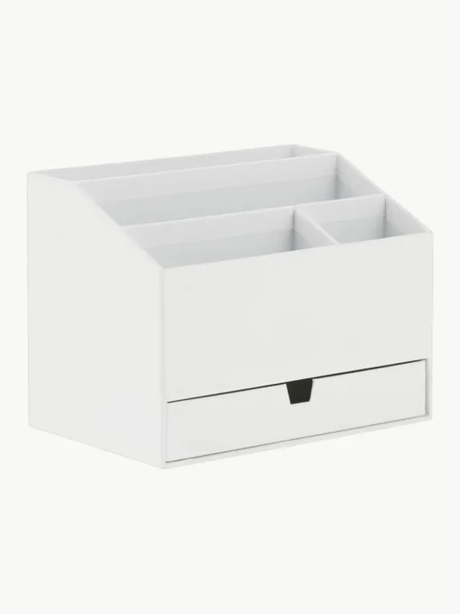 Bureau organizer Greta