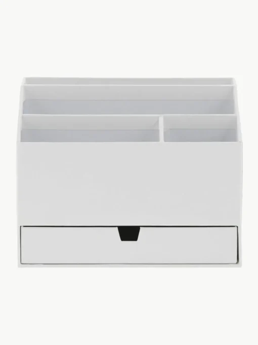 Bureau organizer Greta