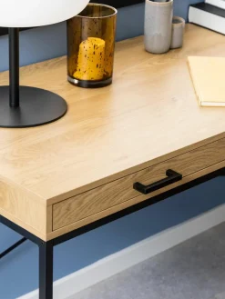 Bureau Seaford met lades