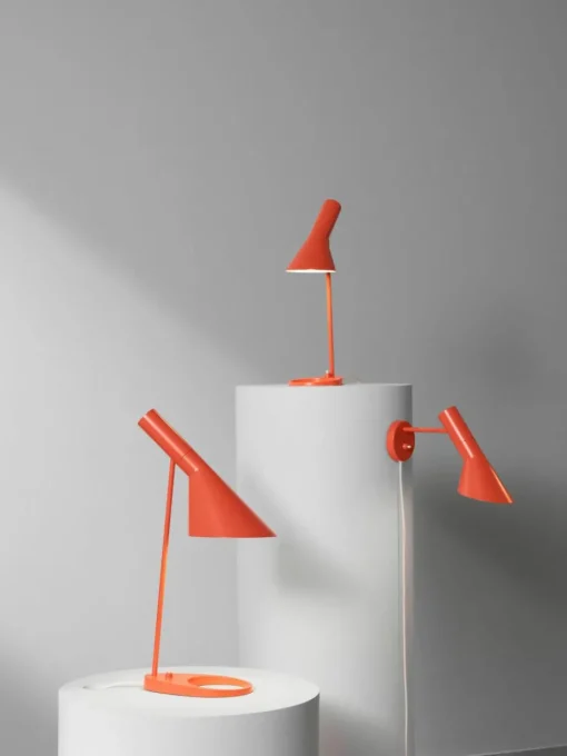 Bureaulamp AJ, in verschillende formaten