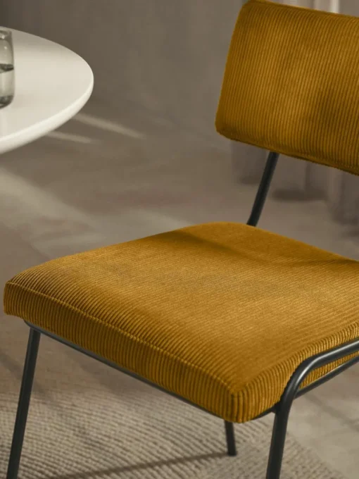Corduroy gestoffeerde stoelen Mats, 2 stuks