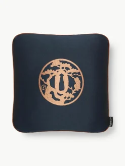 Decoratief kussen Japan met Giorgio Armani logo
