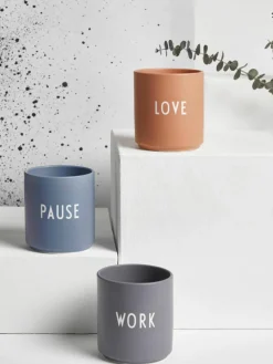 Design beker Favourite WORK met opschrift