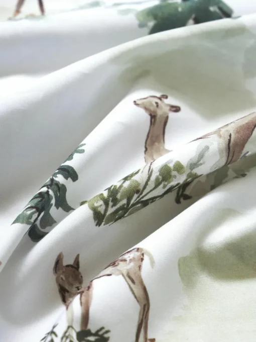 Designer katoenen perkale kussenhoes Forest