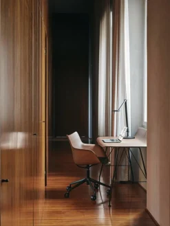 Dimbare Aledin Tec LED bureaulamp, uitschuifbaar