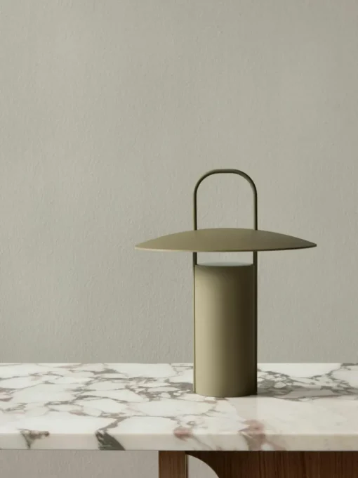 Dimbare LED tafellamp Ray met USB-aansluiting