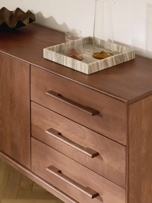 Dressoir Paul van mangohout