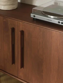 Dressoir Paul van mangohout