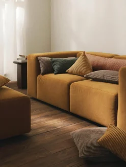 Driehoekige corduroy kussen Kylen