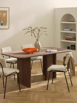 Eettafel Jolka van eikenhout, in verschillende formaten