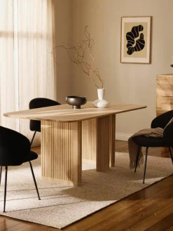 Eettafel Jolka van eikenhout, in verschillende formaten