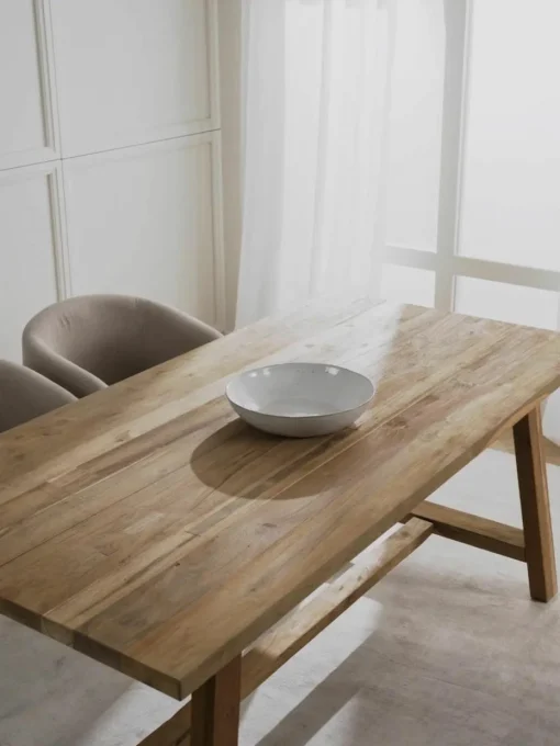 Eettafel Lawas van teakhout, in verschillende formaten