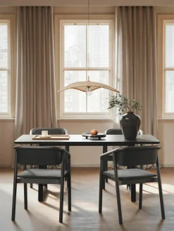 Eettafel Nik van eikenhout, in verschillende formaten