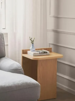 Eikenhouten bijzettafel Ismo