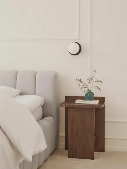 Eikenhouten bijzettafel Ismo