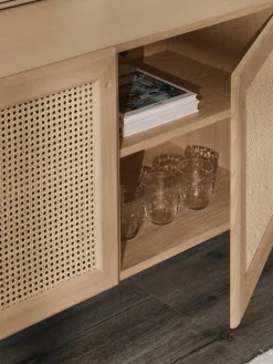 Eikenhouten dressoir Jolie met Weens vlechtwerk