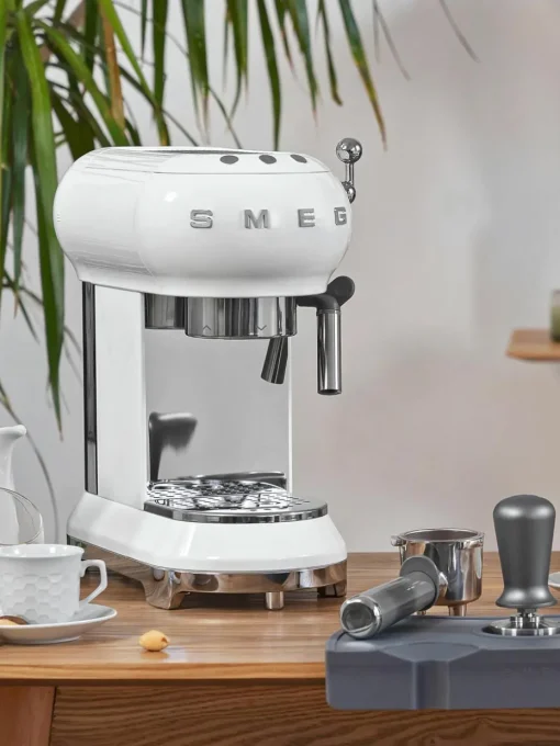 Espressomachine 50's Style