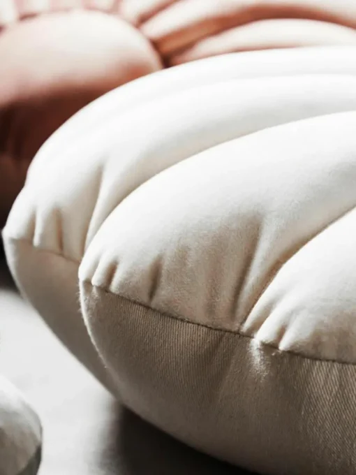 Fluwelen kussen Shell in schelp vorm