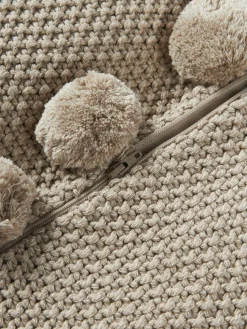 Gebreide kussenhoes Molly met pompoms