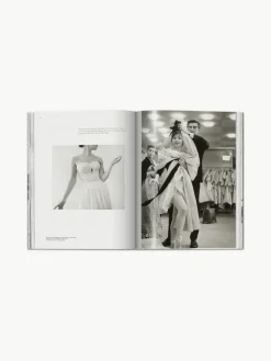 Geïllustreerd boek Robert Doisneau. Paris