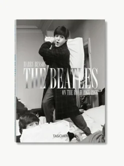 Geïllustreerd boek The Beatles: on the road 1964-1966