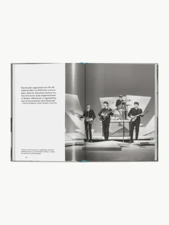 Geïllustreerd boek The Beatles: on the road 1964-1966