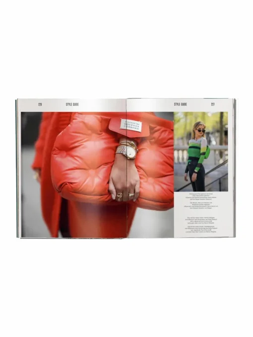 Geïllustreerd boek Timeless Treasures - The Fascination of Certified Pre-Owned Watches