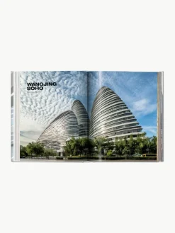 Geïllustreerd boek Zaha Hadid. Complete Works. 1979 - today
