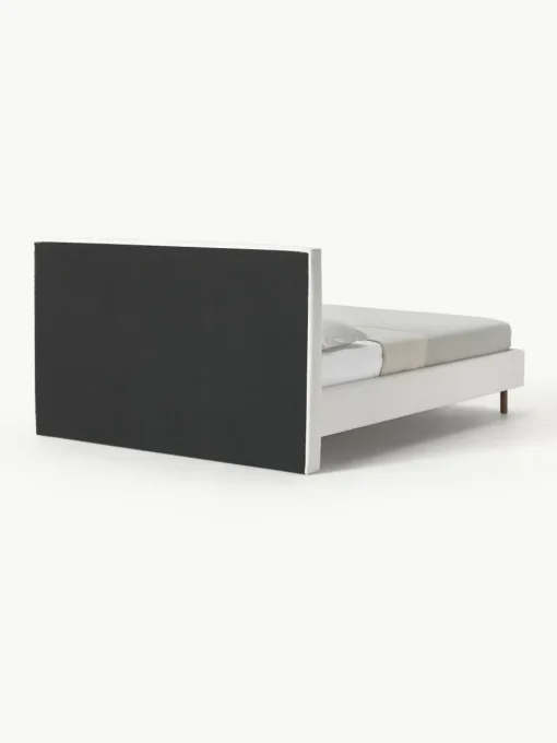 Gestoffeerd bed Giulia met houten poten