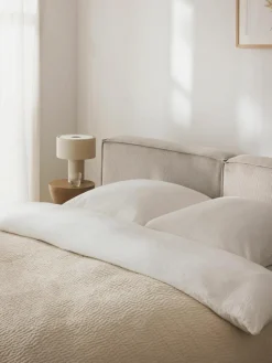 Gestoffeerd bed Lennon van corduroy