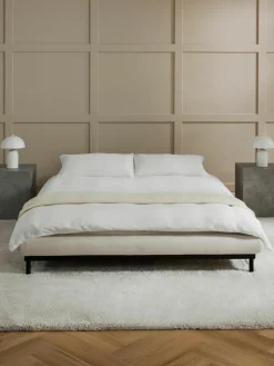 Gestoffeerd bed Meya