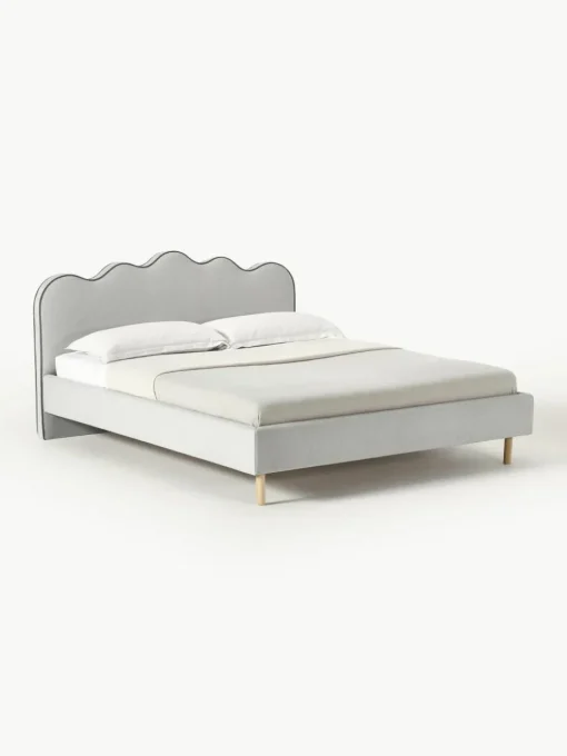 Gestoffeerd bed Romy met golvend hoofdeinde