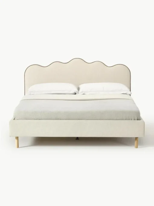 Gestoffeerd bed Romy met golvend hoofdeinde