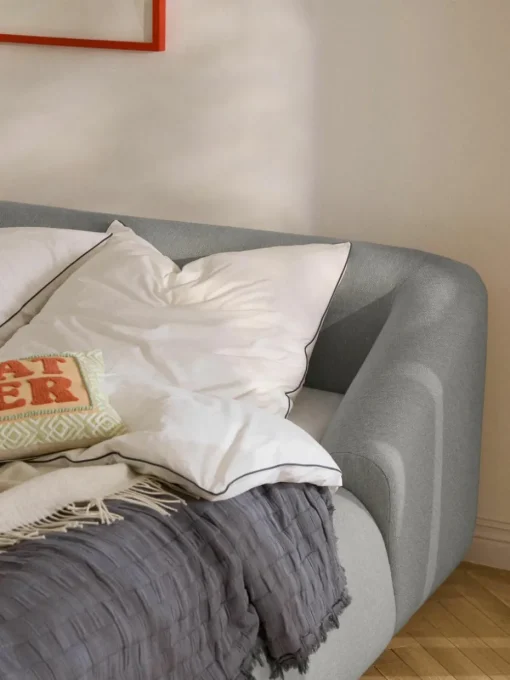 Gestoffeerd bed Sofia